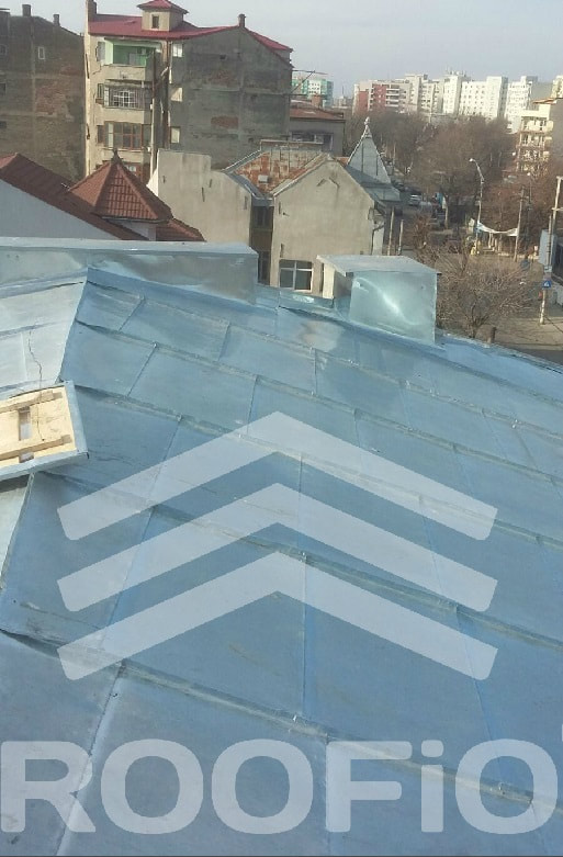reparare acoperiş tablă zincată