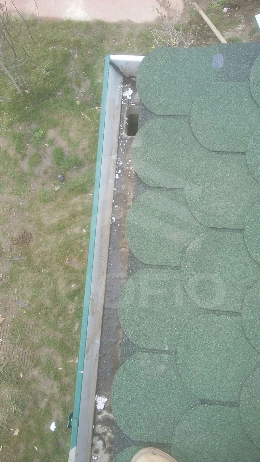 reparatie sindrila bituminoasa si montare sort de jgheab