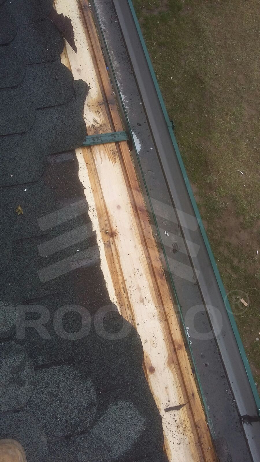 reparatie sindrila bituminoasa si montare sort de jgheab