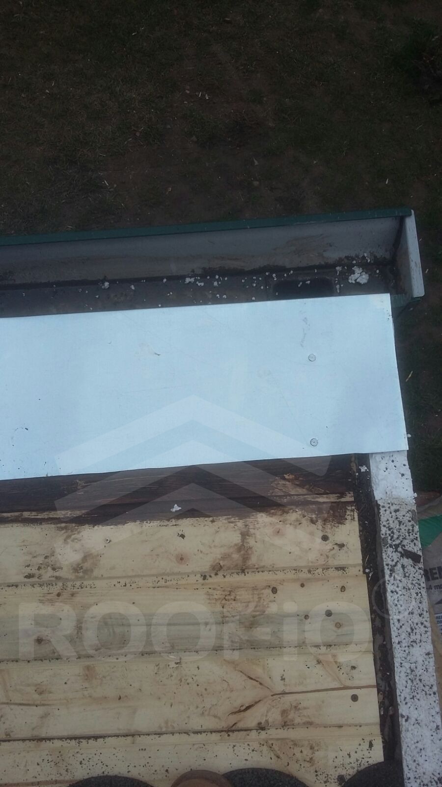 reparatie sindrila bituminoasa si montare sort de jgheab